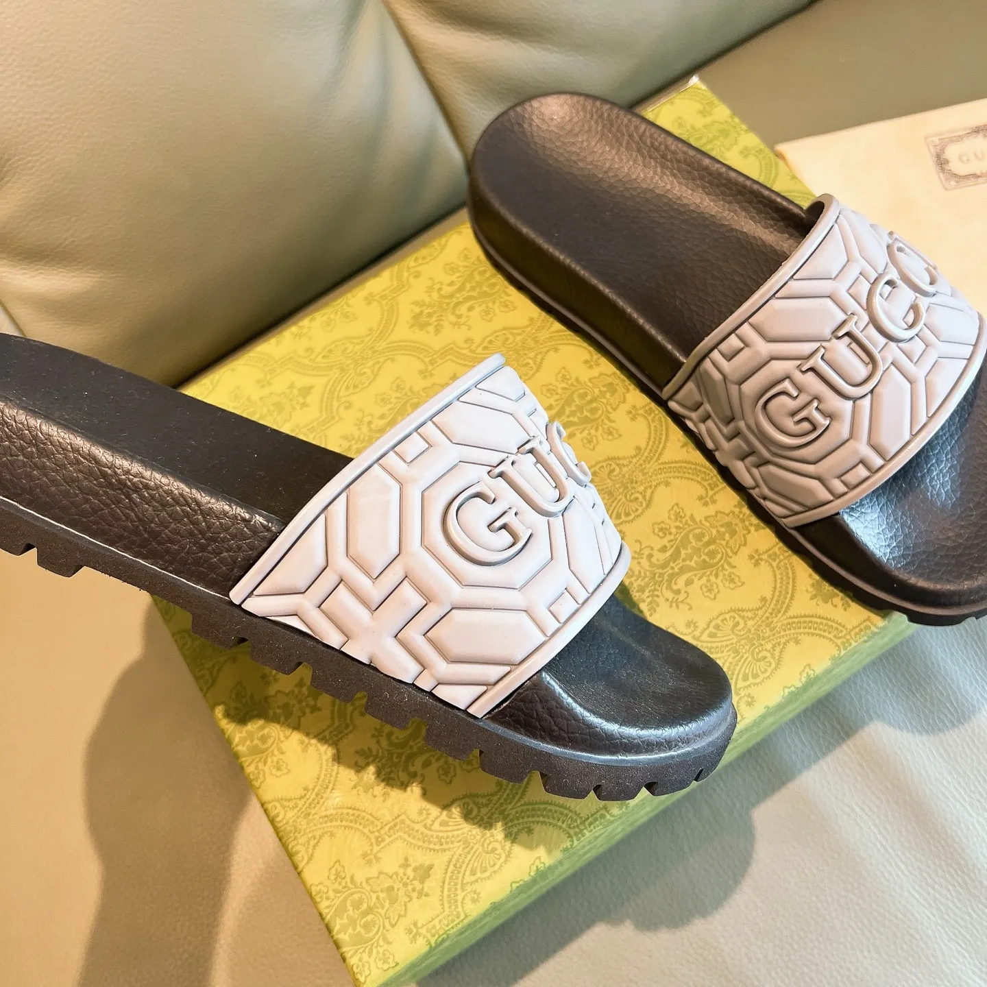 Men's Men's Shoes 130🐮🐮Gucci Gucci Slippers Gucci 2024 latest beach sandals slippers Original molding double G LOGO Original molding consistent Outsole: Men's Men's Shoes u double-layer outsole Size: 35-46